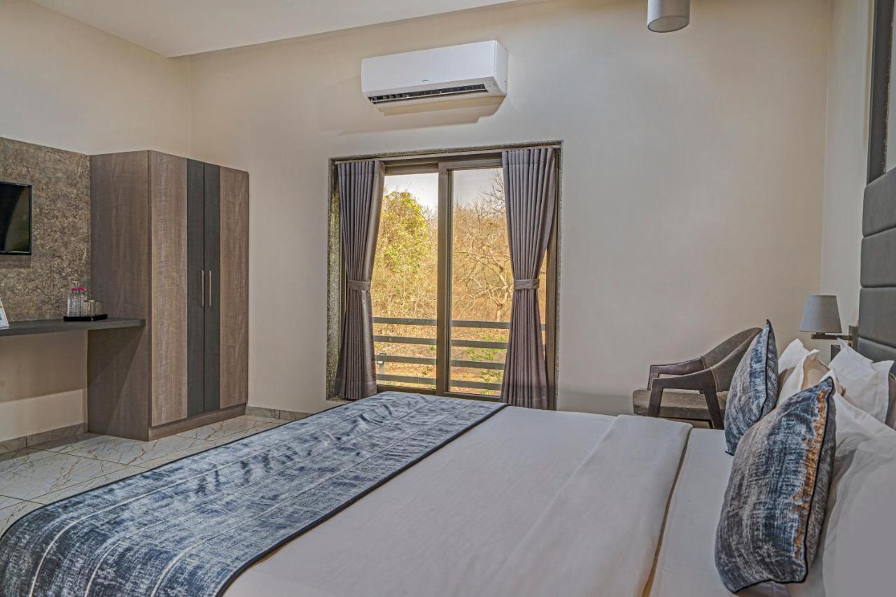 Sterling Gir Hotel Talala Exterior photo